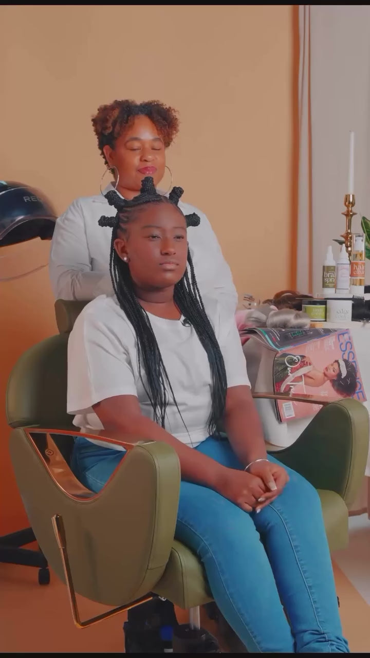 Young Teenager interviewed in a campaign about her hair, her experience with her mother and her Dosso Beauty Experience. 